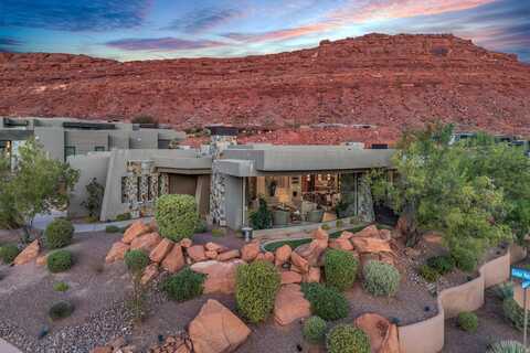 2047 W Cougar Rock CIR, Saint George, UT 84770