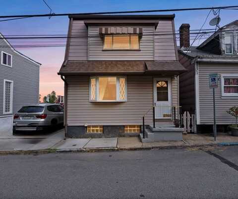 2703 Burham St, South Side, PA 15203
