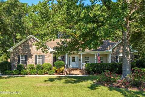 296 Pine Village Drive, Rocky Point, NC 28457