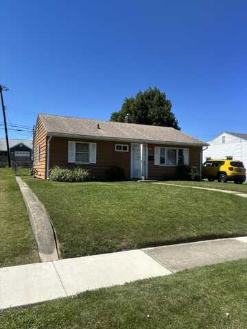 325 Gruen Drive, Springfield, OH 45505