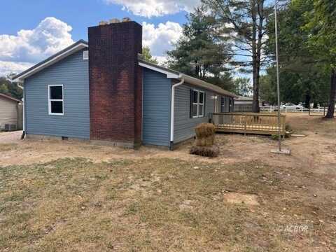 626 Engle Dr, Mc Arthur, OH 45651