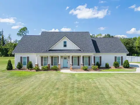 200 Hollister Drive, Leesburg, GA 31763