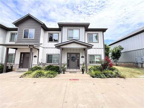 418 NW Retreat LN, Bentonville, AR 72712