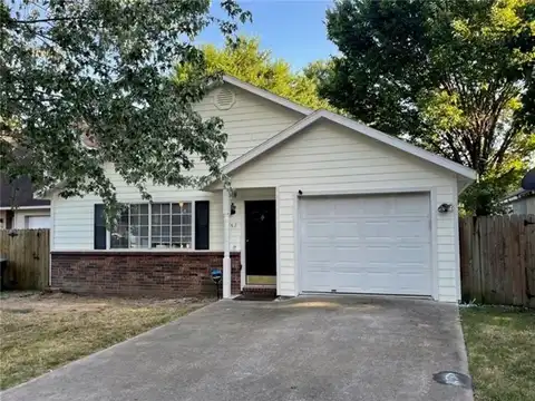 767 W Van Gogh PL, Fayetteville, AR 72703