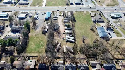 2117 W Highway 412, Siloam Springs, AR 72761