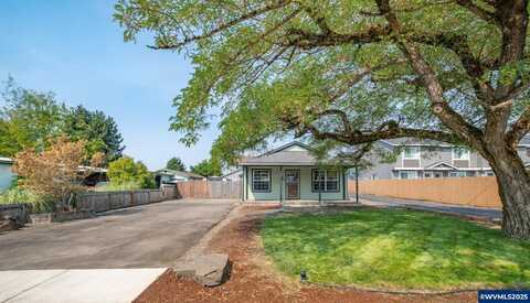 981 Wassom St, Lebanon, OR 97355
