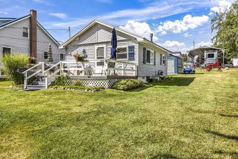 104 Flora Avenue, Houghton Lake, MI 48629