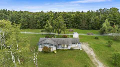 11038 Riggsville Road, Cheboygan, MI 49721