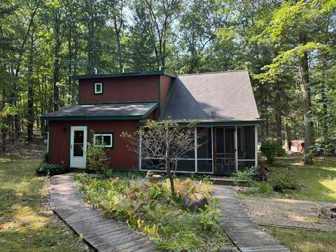 11376 SnowBowl Road, Houghton Lake, MI 48629