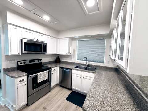 12226 S 45TH Street, Phoenix, AZ 85044