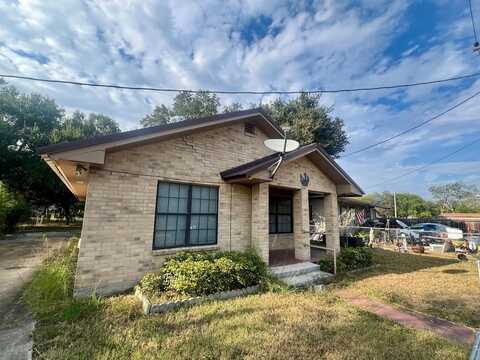 406 W Sylvia, Beeville, TX 78102