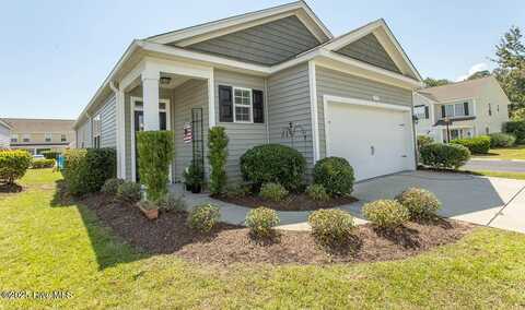 151 Farm Lake Road, Calabash, NC 28467