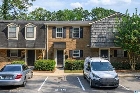 815 VESTAVIA VILLA COURT, VESTAVIA HILLS, AL 35226