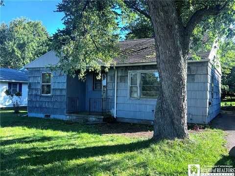 140 Seymour Street, Pomfret, NY 14063
