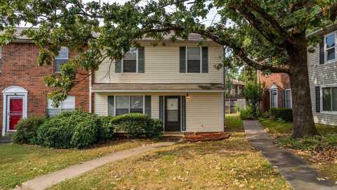 200 Pine Forest B-1, Maumelle, AR 72113