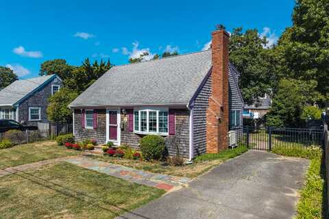 38 Harrington Street, East Falmouth, MA 02536