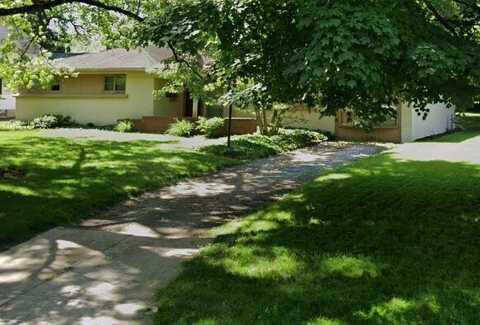 235 W Southington Avenue, Columbus, OH 43085