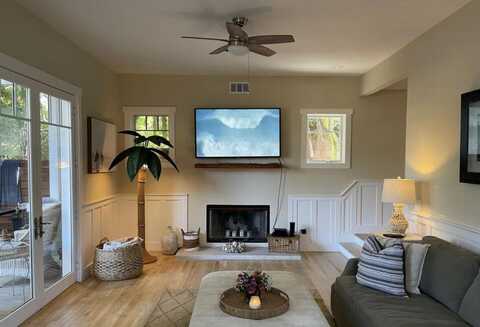 722 Palms Boulevard, Venice, CA 90291