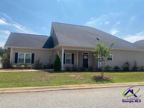 145 Fairway Oaks Drive, Perry, GA 31069