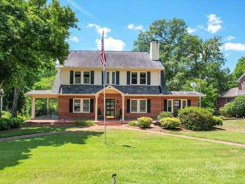 405 W Wade Street, Wadesboro, NC 28170