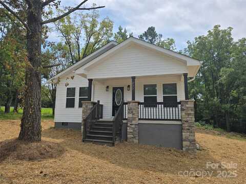 205 W Roswell Street, Troy, NC 27371