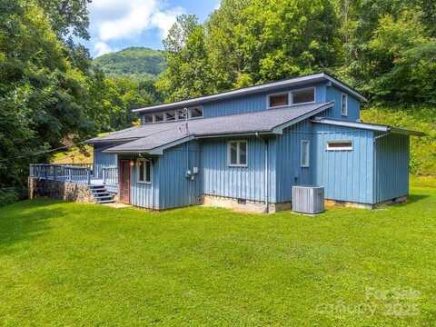 1040 Kitchens Branch Road, Sylva, NC 28779