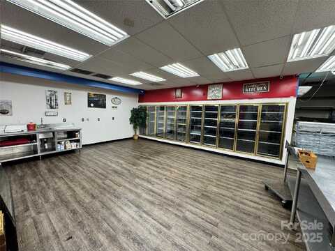 701 N Salisbury Avenue, Spencer, NC 28159