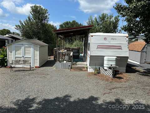 112 Scenic View Lane, New London, NC 28127