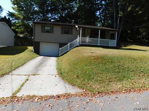 551 Bluff St, Johnstown, PA 15905