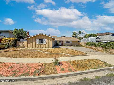21 Fallbrook Avenue, Newbury Park, CA 91320