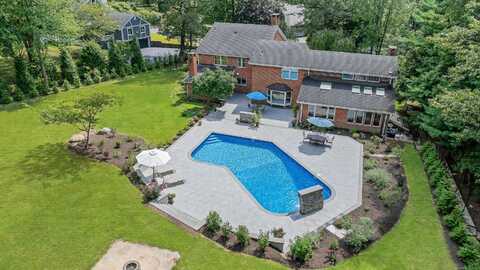 25 Cogswell Lane, Stamford, CT 06902