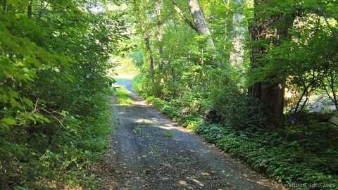 Pequot Trail, Southbury, CT 06488