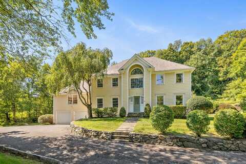 22 Palestine Road, Newtown, CT 06470