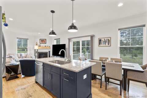 11 Oakwood Circle, Plainville, CT 06062