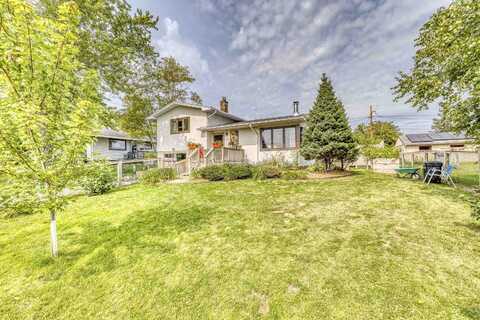415 15th Ave, Two Harbors, MN 55616