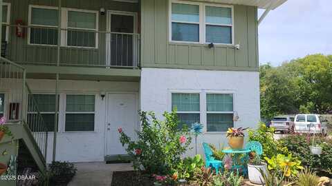 840 Center Avenue, Holly Hill, FL 32117