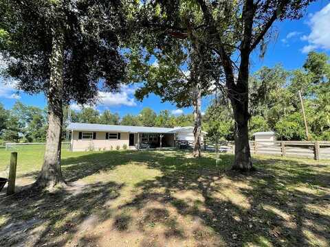 7251 40th St, Chiefland, FL 32626