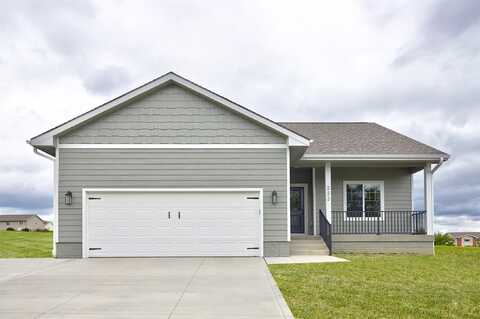 105 Golf View Drive, Osceola, IA 50213