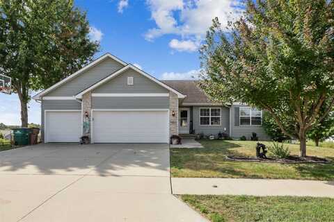 1020 Bellflower Drive, Carlisle, IA 50047