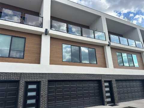 550 Indianola Road unit: 14, Des Moines, IA 50315