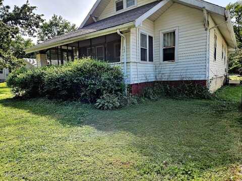 306 N West Street, Corydon, IA 50060