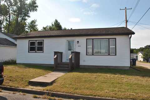 206 Lafayette, Guttenberg, IA 52052