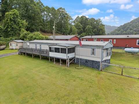 32 Ruby Road, Mc Carr, KY 41544
