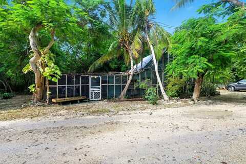103 Tree Lane, Key Largo, FL 33070
