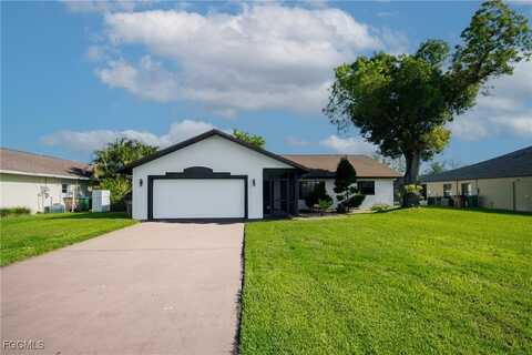 2207 NE 1st Terrace, Cape Coral, FL 33909