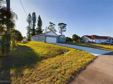 15 Hampton Avenue, Lehigh Acres, FL 33936