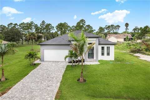 809 Richmond Avenue N, Lehigh Acres, FL 33972