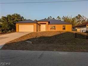 1034 Chauncey Avenue, Lehigh Acres, FL 33971