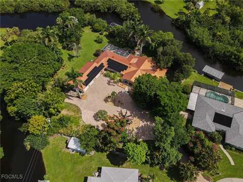 2475 Bridge Road, North Fort Myers, FL 33917