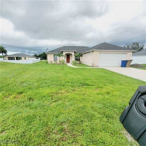 3916 22nd Street W, Lehigh Acres, FL 33971